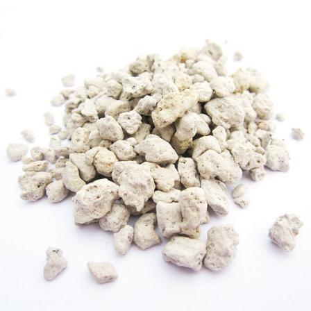 پوکه معدنی سفید چه کاربرد هایی دارد؟