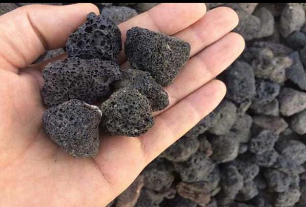 عرضه کننده پوكه معدني قروه قیمت مناسب