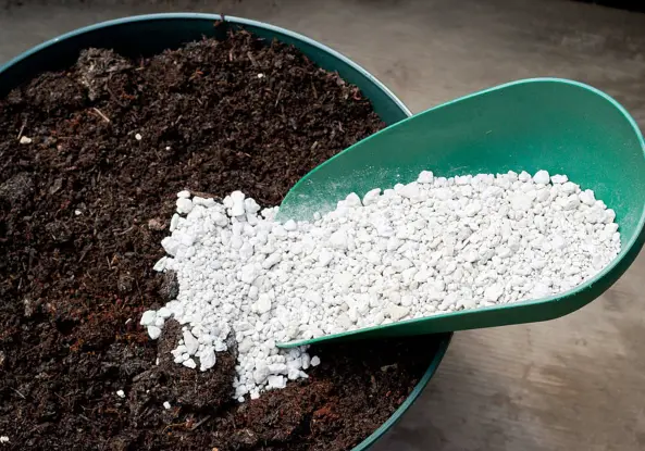 موارد مصرف پوکه معدنی در کشاورزی