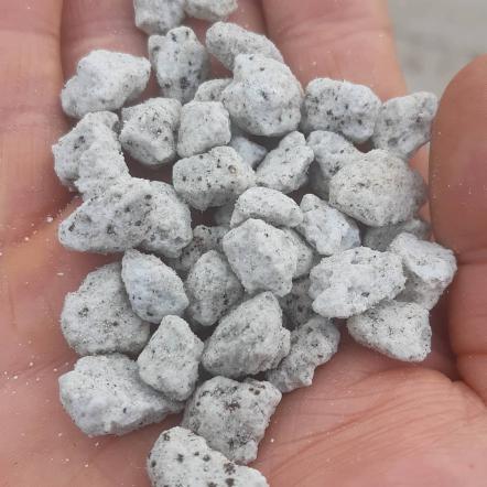 کیفیت انواع پوکه معدنی سفید