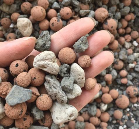 صادرات انواع پوکه معدنی تبریز