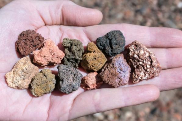 کیفیت انواع پوکه معدنی کف سازی